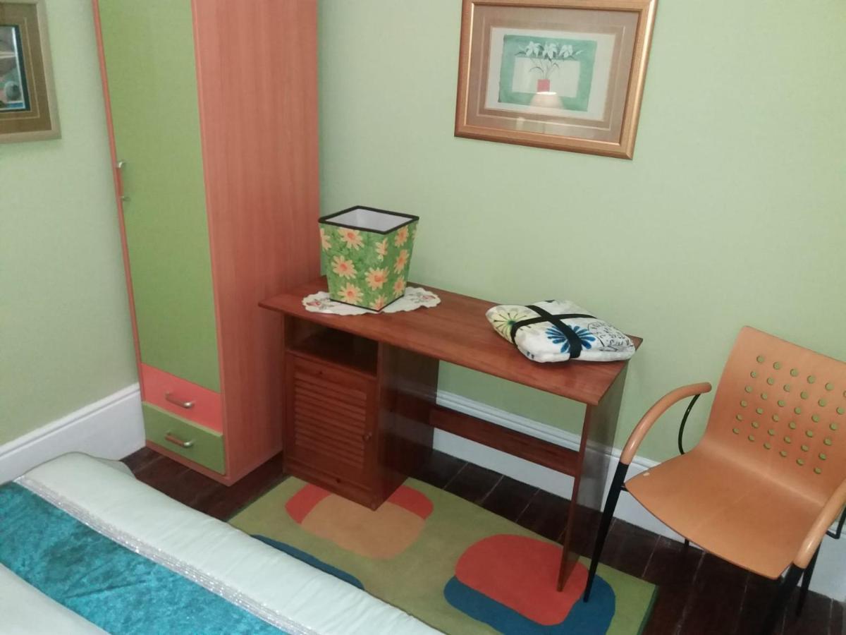 Casa Dragao Bed & Breakfast Porto Luaran gambar