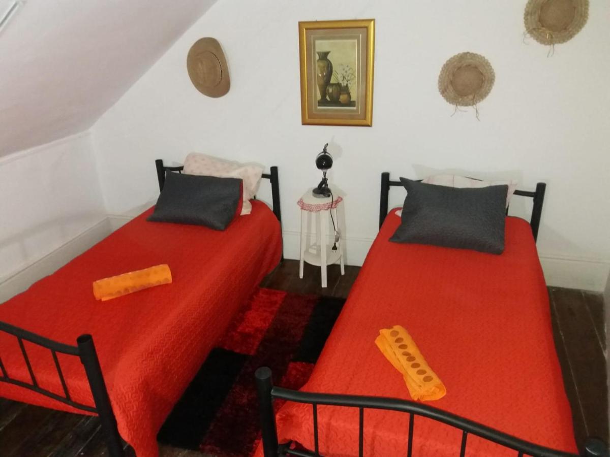 Casa Dragao Bed & Breakfast Porto Luaran gambar